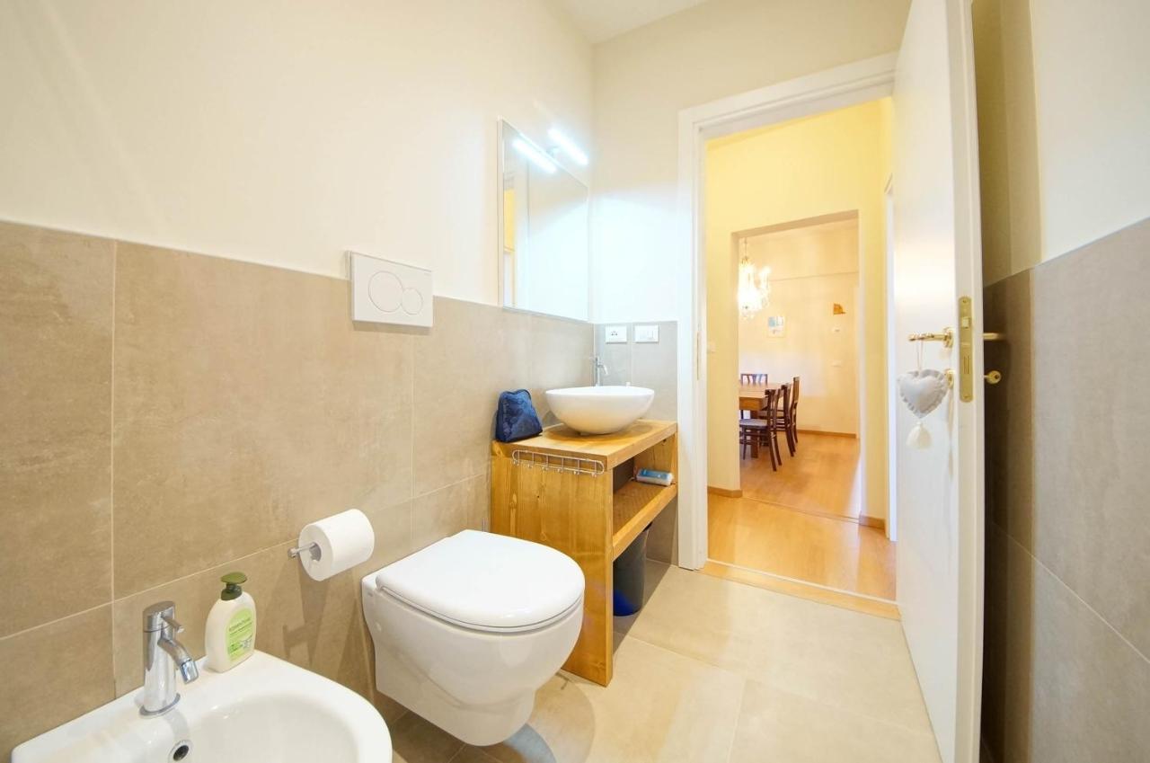 Ca' Circus 4 Rooms Wi-Fi Fibre Venesia Bagian luar foto